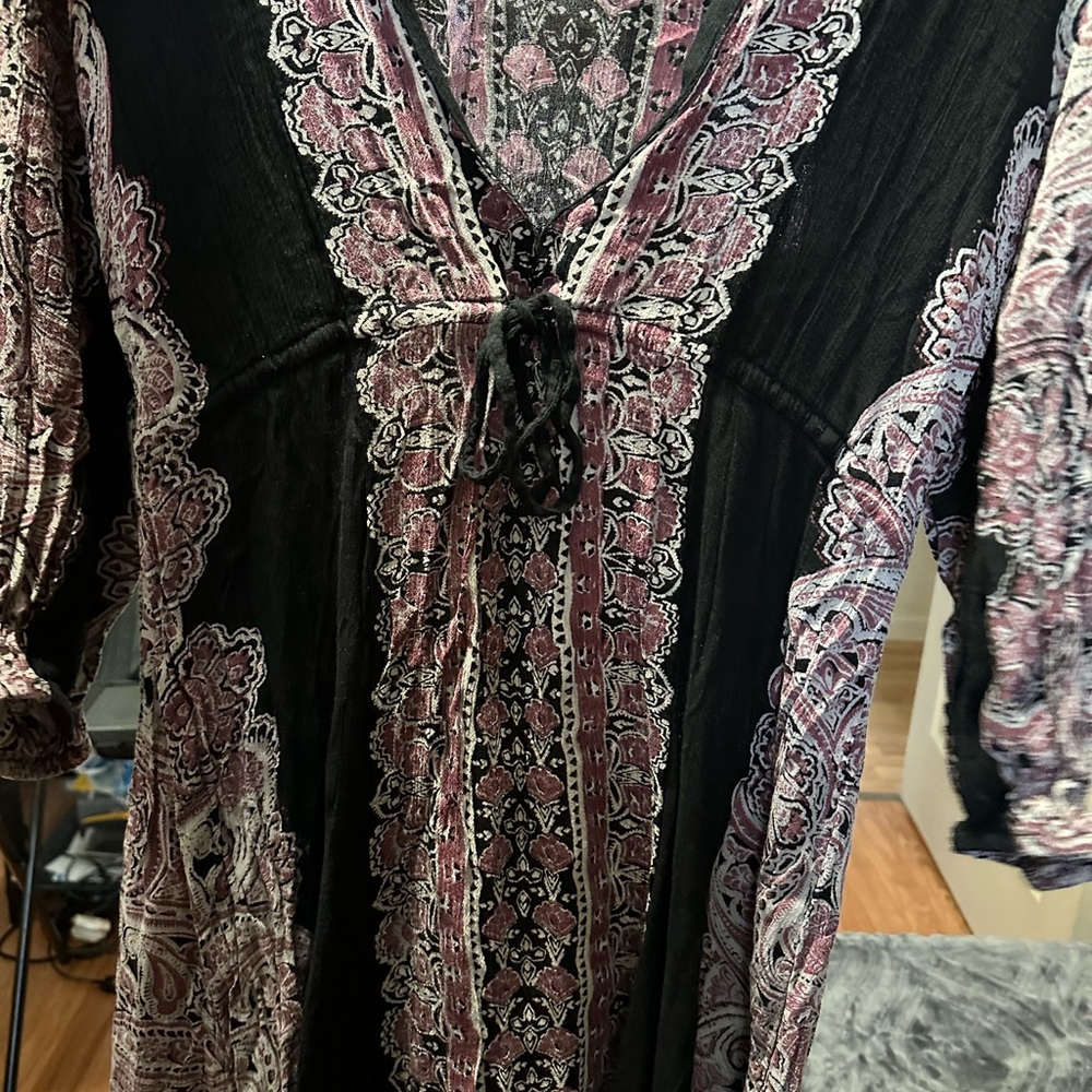 Elegant Black and Pink Paisley Dress